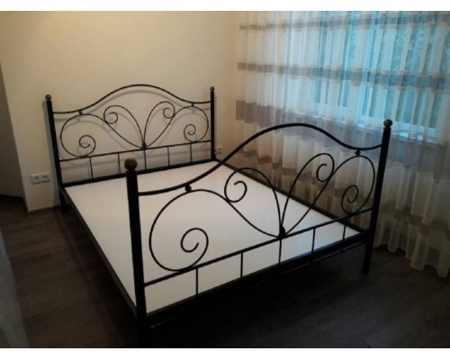 Кованая кровать T-28