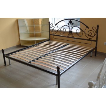 Pat din fier forjat  T-24