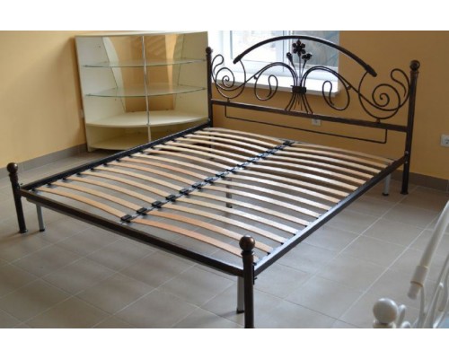 Кованая кровать T-24
