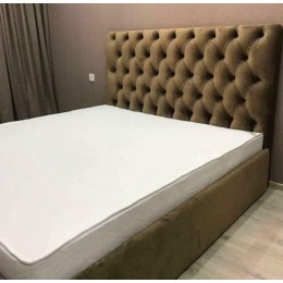 Мягкая спальная кровать T-67
