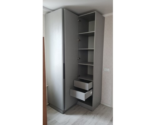 Угловой шкаф 